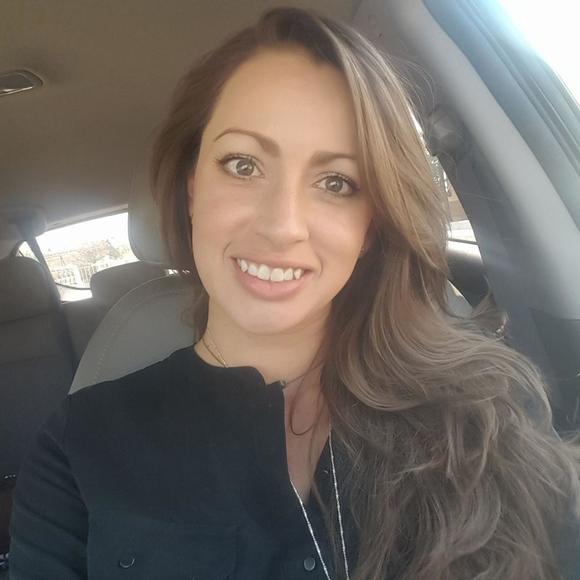 Meet your Posher, Annie - Picture 1 of 1